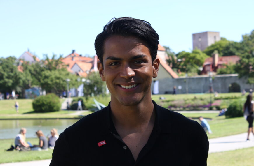 Socialdemokrati och välfärd – Philip Botström (SSU) intervjuas i podden Ung i Almedalen