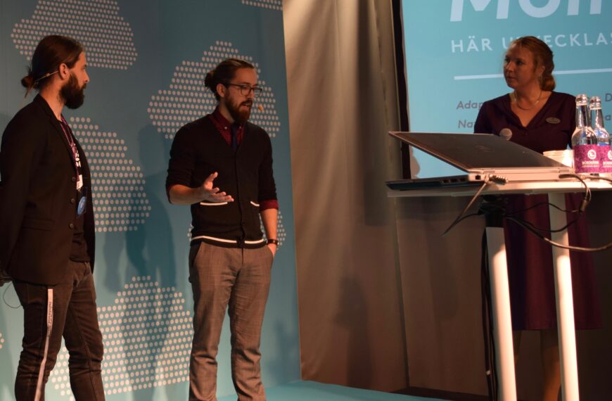 Genetiskt digitalt kunnande? Bygg upp en medeltida by ändå!