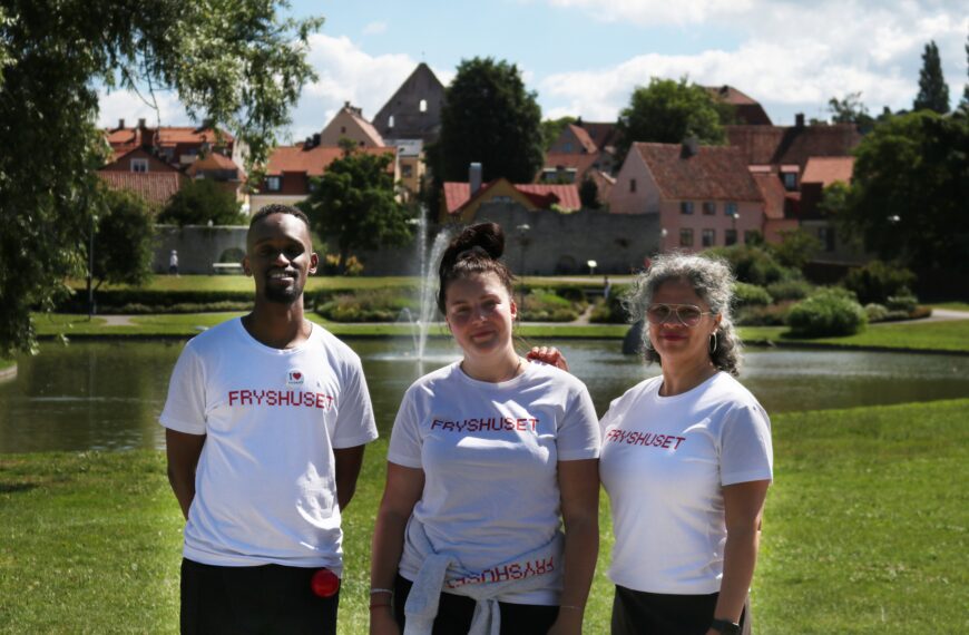 “Vi måste lära känna varandra” En intervju med Fryshuset om utanförskap och kriminalitet bland unga.