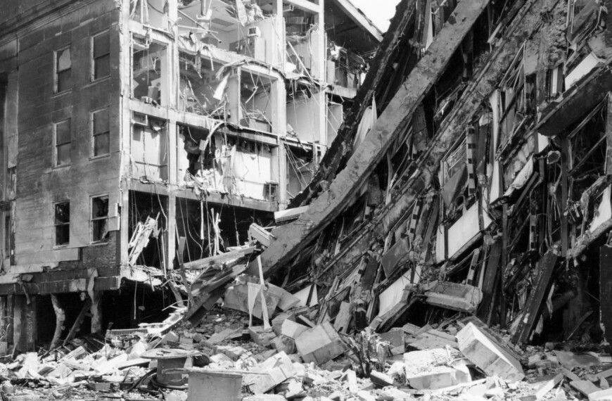 ”Vad vill terroristerna?”