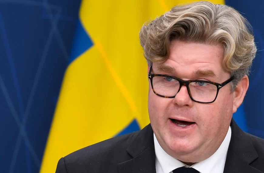 Sänkt straffålder: Lösning eller kortsiktig åtgärd mot ungdomsbrott?