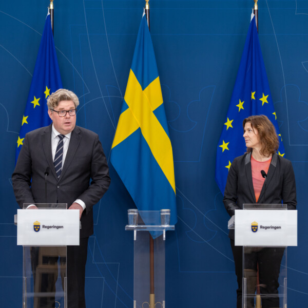 Regeringen föreslår kriminalisering av oskuldskontroller