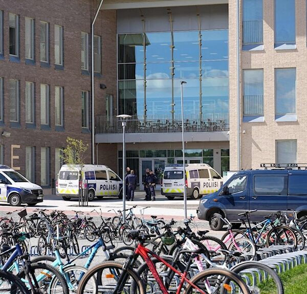 Våldsdåd på skola i Finland – tre skadade