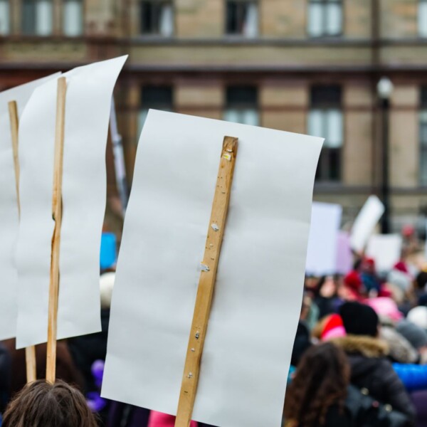 16-åring från Göteborg: Sluta säg att vi är framtiden, ge oss makt nu!