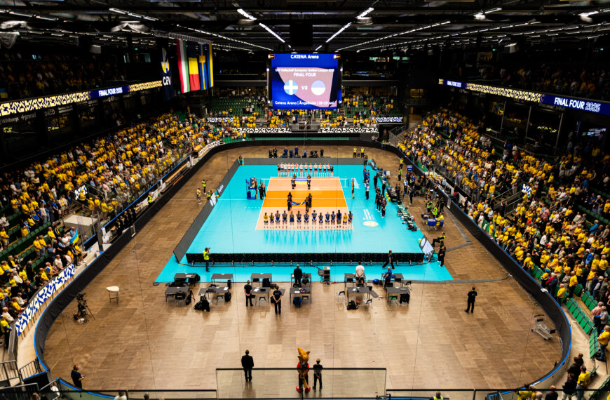 Final Four-feber i Ängelholm – Europas volleybollelit gjordeupp i Catena Arena