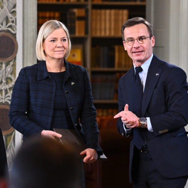 Partiledarna möts i Riksdagen – Andersson och Kristersson i het ordväxling