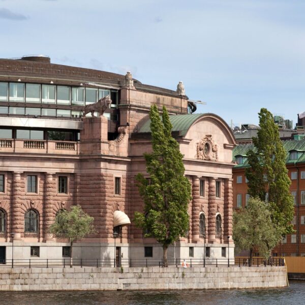 Var någonstans på vägen valde vi att överge anständigheten i politiken?