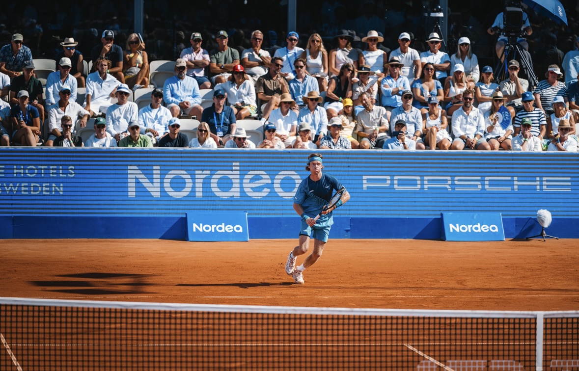 Nordea Open är en av ATP-tourens mest välrenommerade turneringar. Ung Press reporter Julia Rockler var på plats under tennisveckan i Båstad.