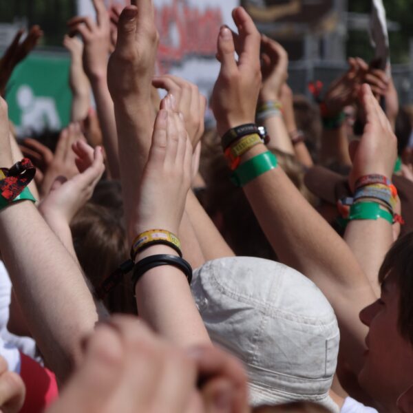 Därför rasar fans mot Sabrina Carpenter efter Coachella